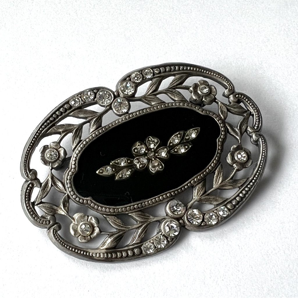 Vtg Catherine Popesco France Enamel Rhinestone Pin Brooch Black 39$